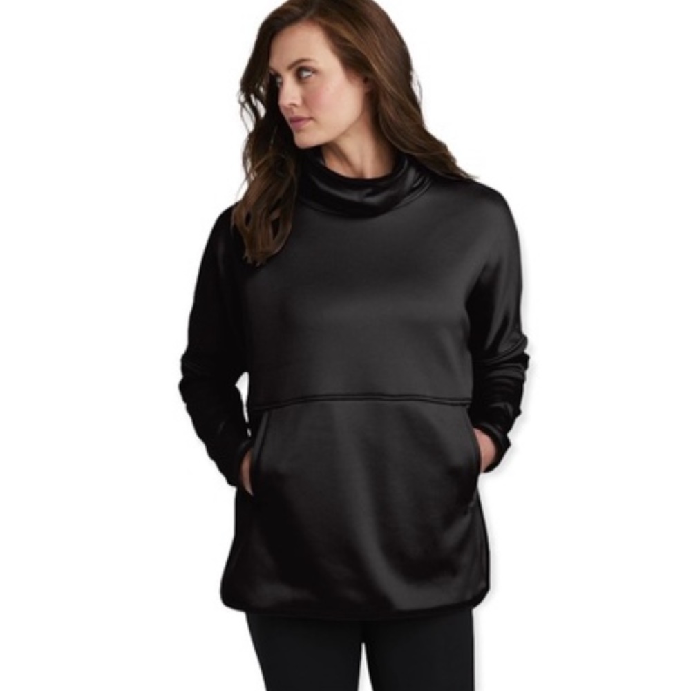 The North Face Women’s Cozy Slacker Poncho Mid Weight Sweatshirt Pullover Black